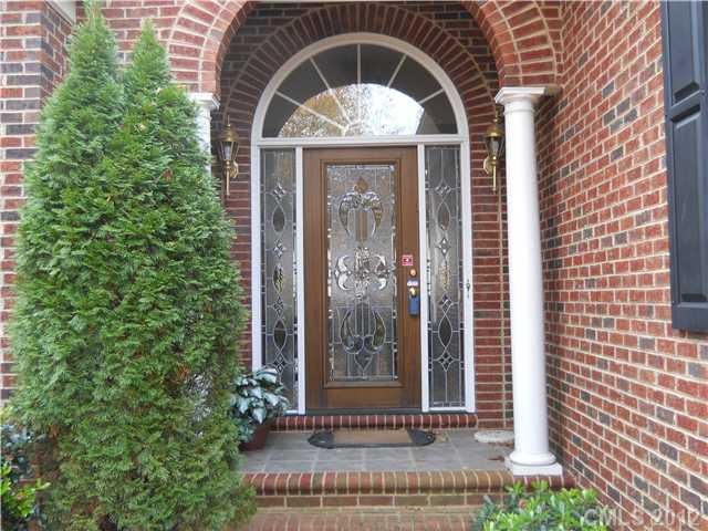 3801 Carmel Forest Dr, Charlotte, NC 28226