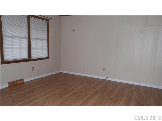1943 Robert Kirk Rd, Lancaster, SC 29720
