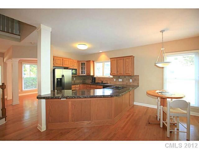 2217 Chambwood Dr, Charlotte, NC 28205