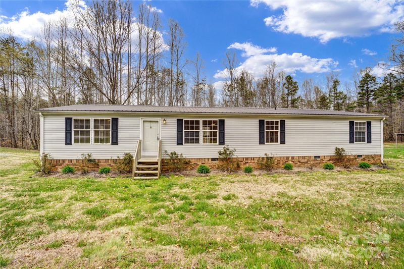 719 Perry Rd, Troutman, NC 28166