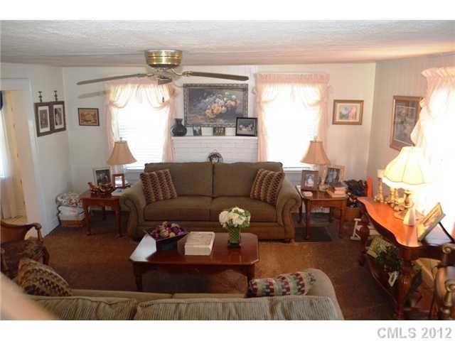 112 C Ave, Maiden, NC 28650