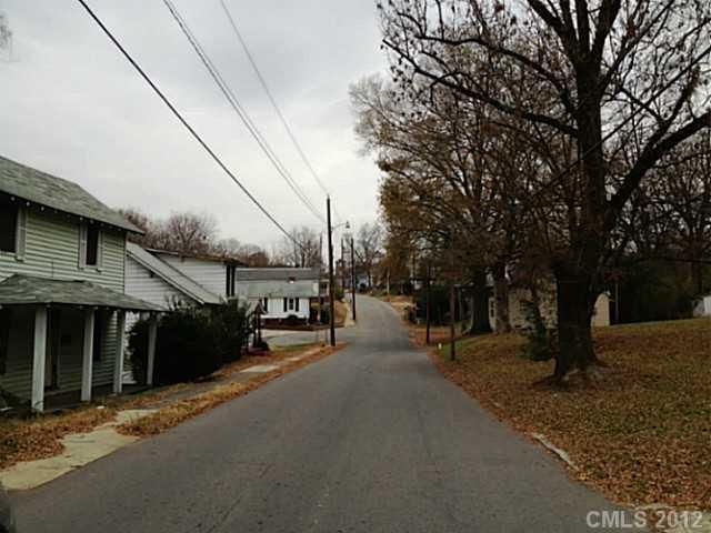 142 SW Chestnut Dr, Concord, NC 28025