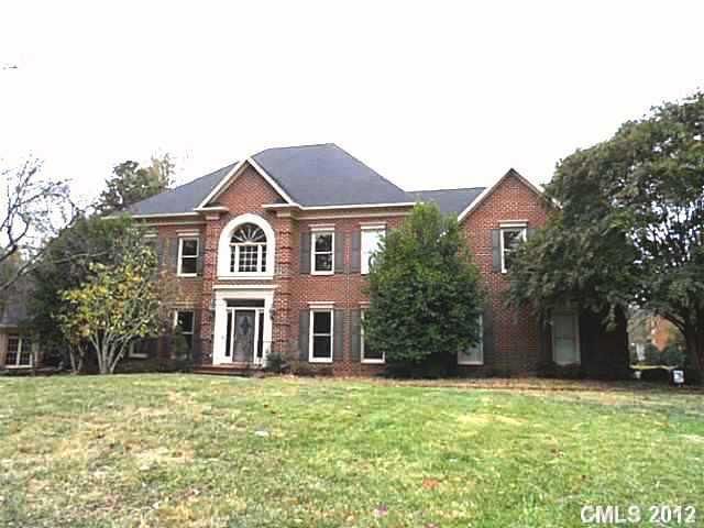 4327 Links Dr, Charlotte, NC 28277