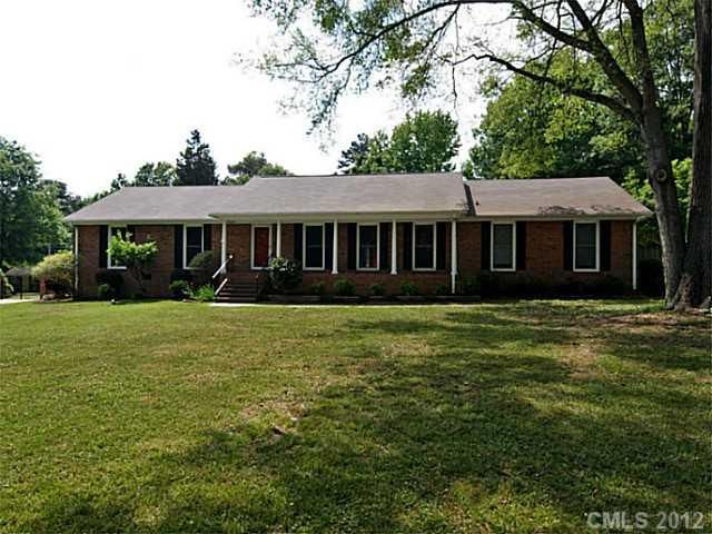 7225 Canterway Dr, Mint Hill, NC 28227