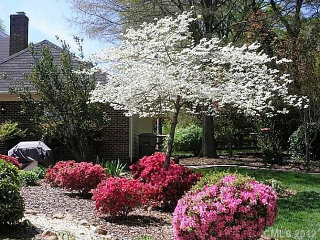 6800 Carmel Hills Dr, Charlotte, NC 28226