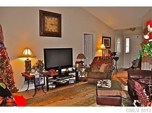 6020 Aynrand Ct, Charlotte, NC 28269