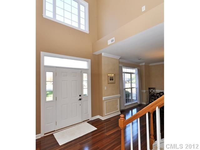 1740 Walnut Crest Dr, Matthews, NC 28105