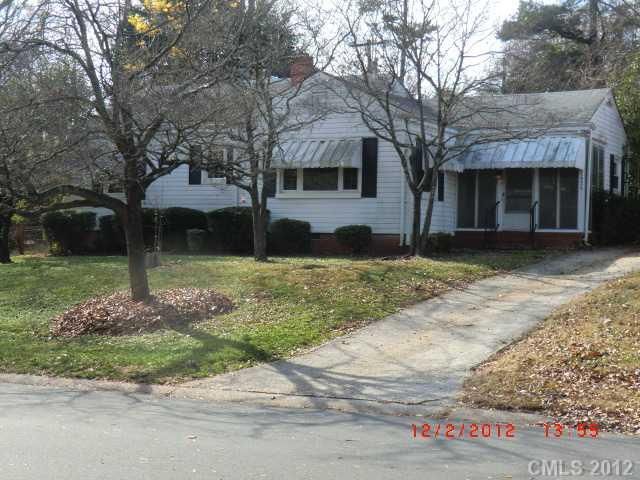 2426 Belfast Dr, Charlotte, NC 28208