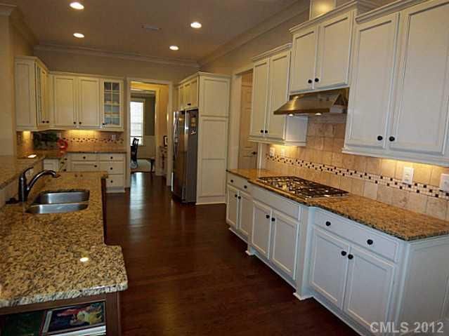 1132 Angelica Ln, Tega Cay, SC 29708