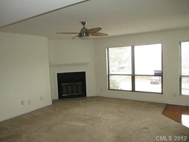 1600 W Sharon Rd #12, Charlotte, NC 28210