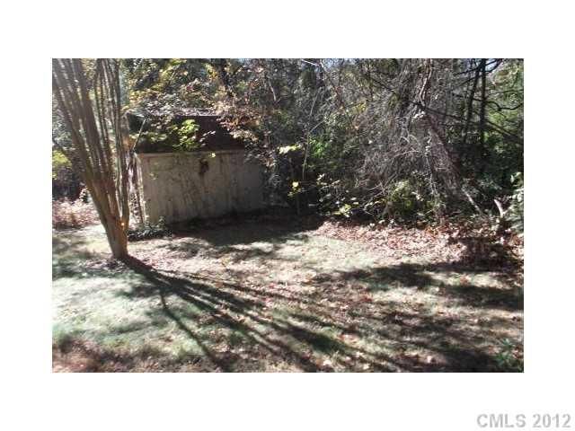 4300 Parliament Ct, Charlotte, NC 28216