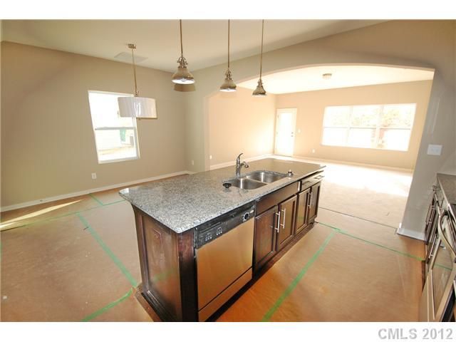 511 Rook Rd #23, Charlotte, NC 28216