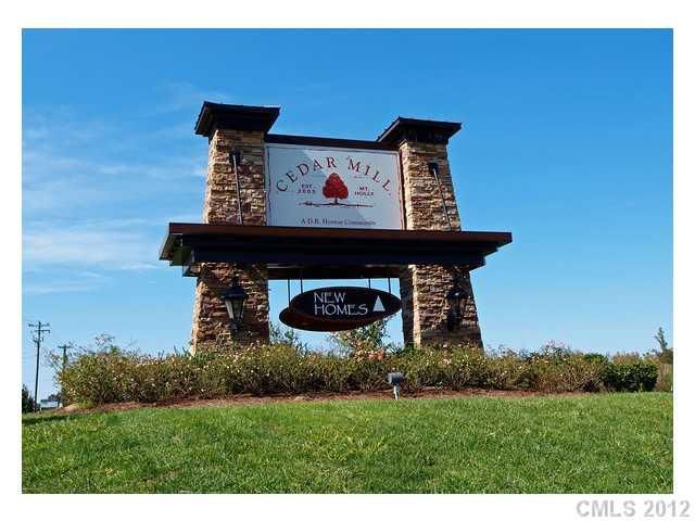 9329 Turning Wheel Dr, Charlotte, NC 28214
