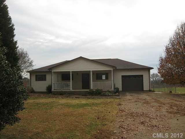 3288 Wike Rd, Catawba, NC 28609