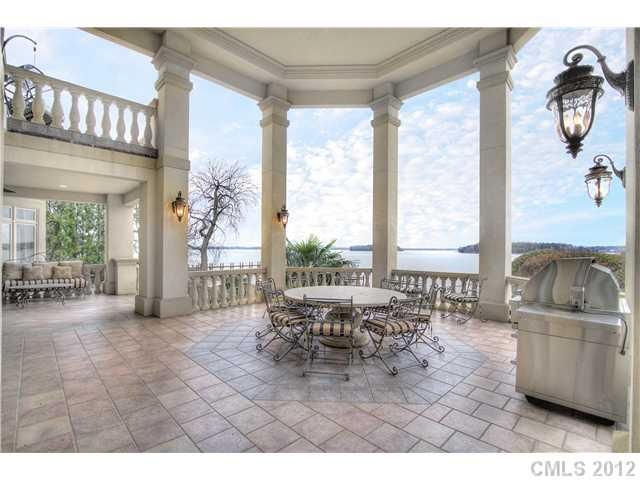 19135 Peninsula Point Dr, Cornelius, NC 28031