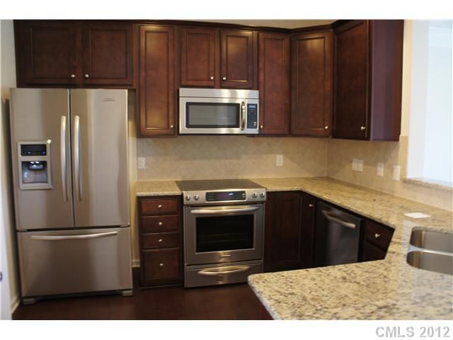 2415 Diplomat Ln #647, Charlotte, NC 28210