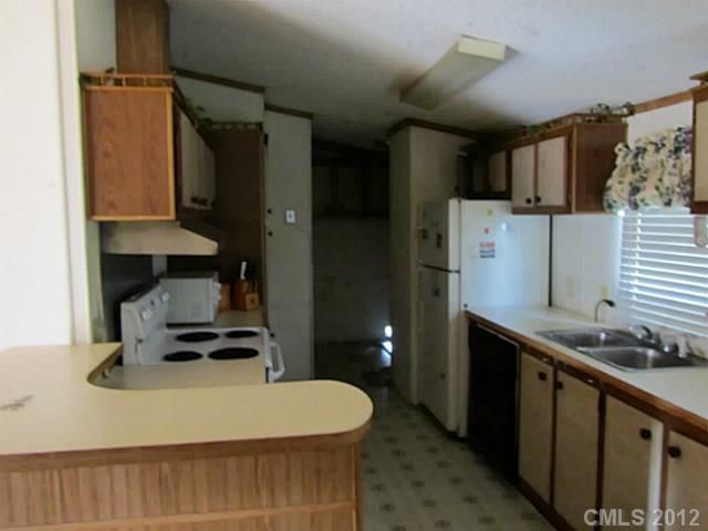 424 Elizabeth Ln, Gastonia, NC 28052