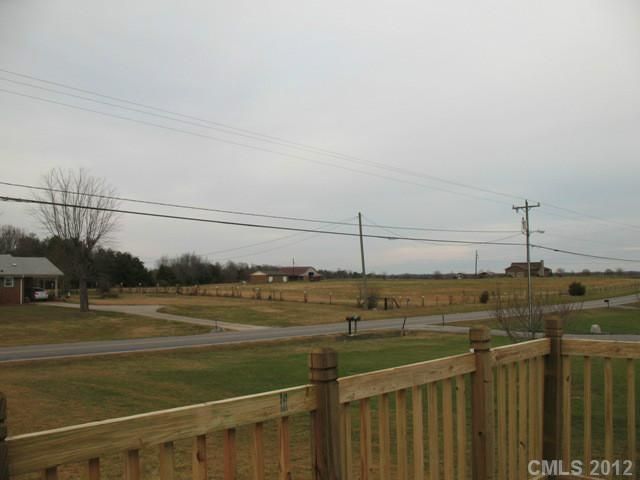 5437 Oxford School Rd, Claremont, NC 28610