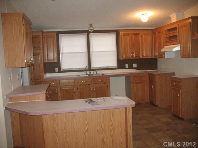 5437 Oxford School Rd, Claremont, NC 28610
