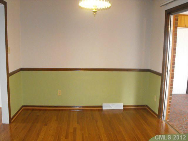 1809 S Ridge Ave, Kannapolis, NC 28083