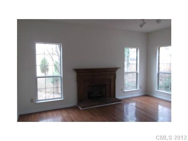 9404 Melanie Thompson Dr, Charlotte, NC 28213