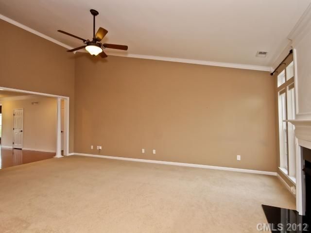 1358 Valhalla Dr, Denver, NC 28037