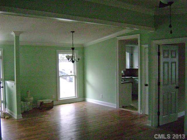 7806 Heatherdale Ct, Charlotte, NC 28212