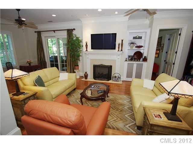 2223 Croydon Rd #101, Charlotte, NC 28207
