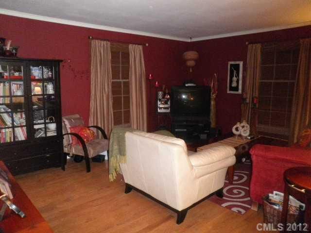1600 Sansberry Rd, Charlotte, NC 28262