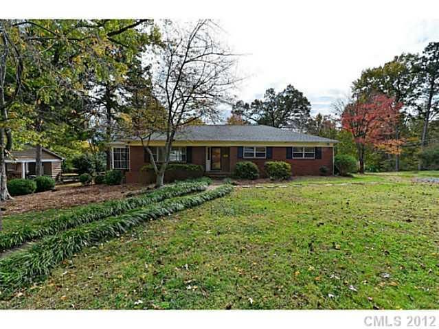 800 Judith Ct, Charlotte, NC 28211