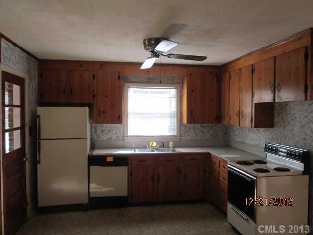 2401 Heywood Ave, Charlotte, NC 28208