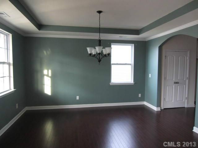 9704 NW Ravenscroft Ln, Concord, NC 28027