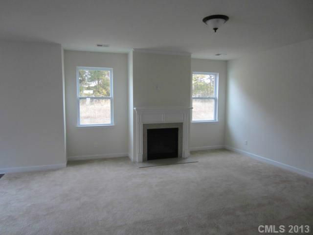 9704 NW Ravenscroft Ln, Concord, NC 28027