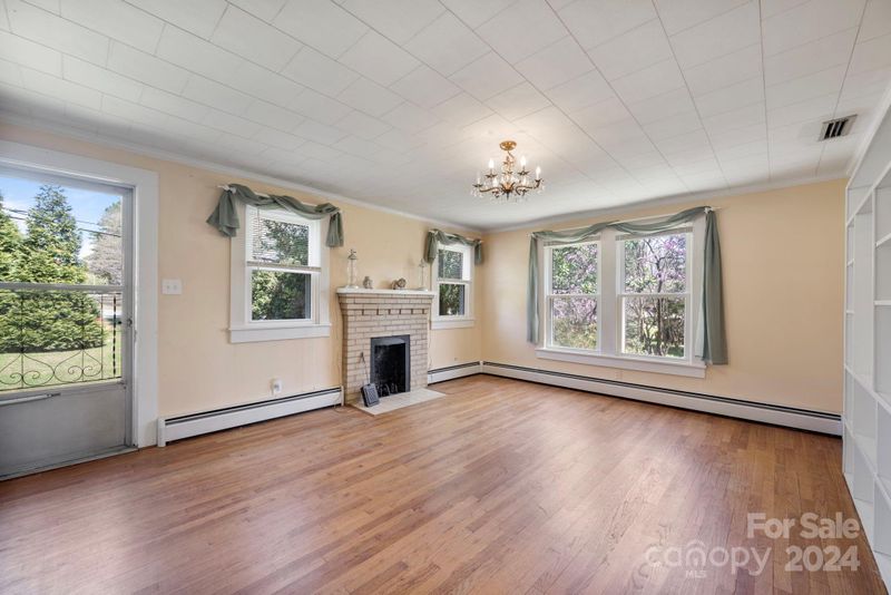 1907 W C St, Kannapolis, NC 28081