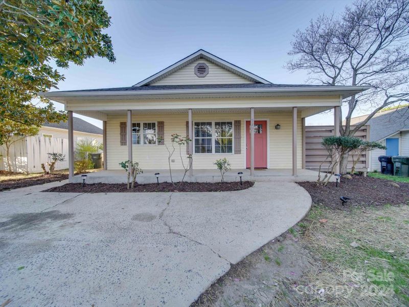 547 Newell St, Concord, NC 28025