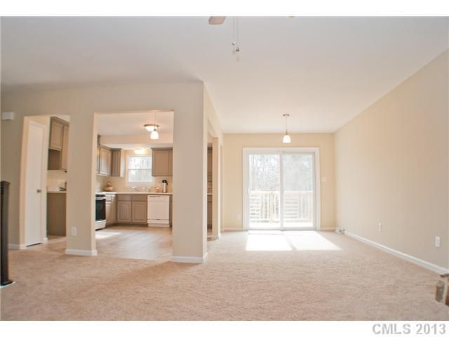 6200 Long Pine Dr, Charlotte, NC 28227