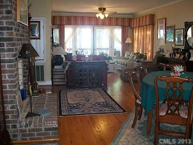 144 Surfside Ln, Mooresville, NC 28117