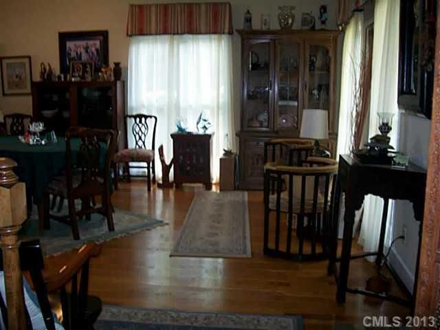 144 Surfside Ln, Mooresville, NC 28117