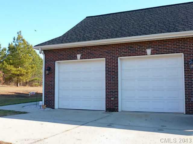 1139 Tot Dellinger Rd, Cherryville, NC 28021