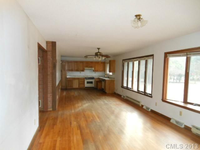 1010 Kiser Dairy Rd, Dallas, NC 28034