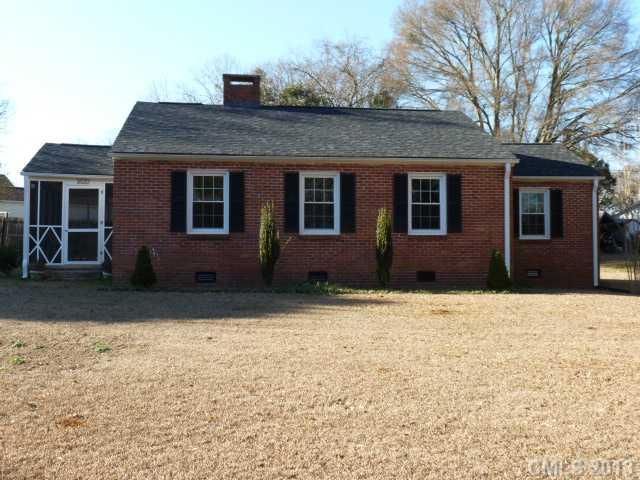 1632 Converse St, Lancaster, SC 29720