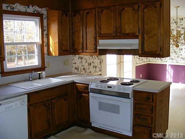 4409 Old Forge Dr, Gastonia, NC 28056