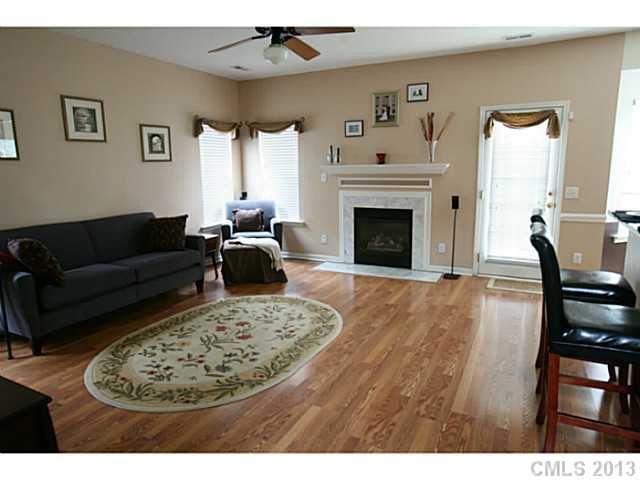 1392 Whitman Dr, Concord, NC 28027