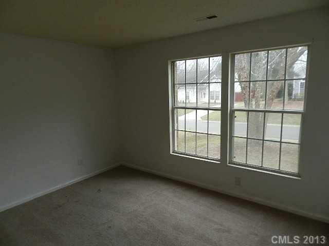 11521 Quiet Pine Ct, Charlotte, NC 28273