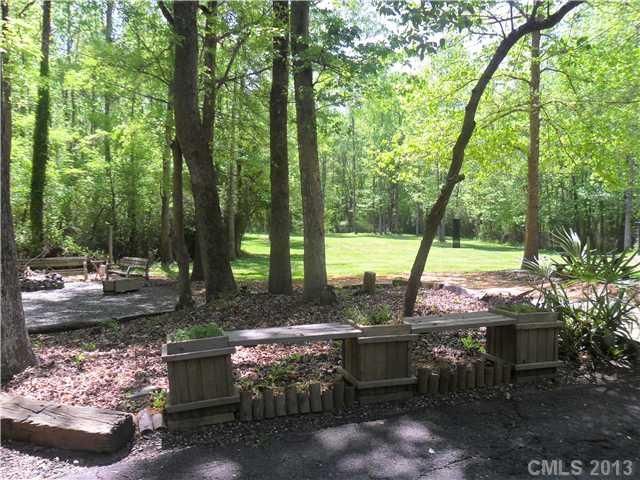 7331 Cobble Creek Dr, Matthews, NC 28104