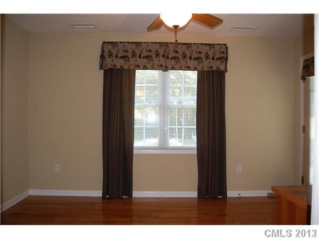 924 Coventry Rd, Kannapolis, NC 28081