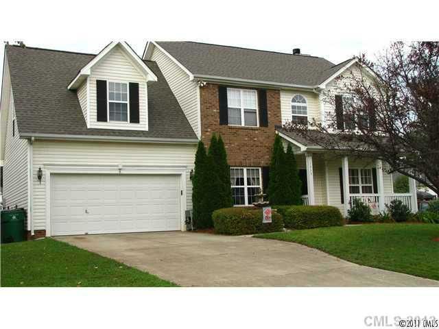 1833 Conifer Cir, Charlotte, NC 28213
