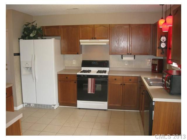 2924 NW Compton Ct, Concord, NC 28027