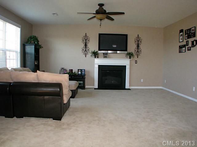 2425 Spur Ln, Concord, NC 28027