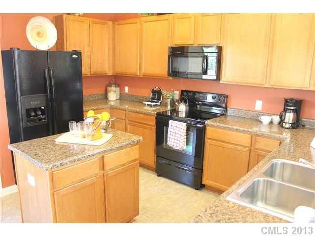 10224 Green Grass Rd, Charlotte, NC 28227
